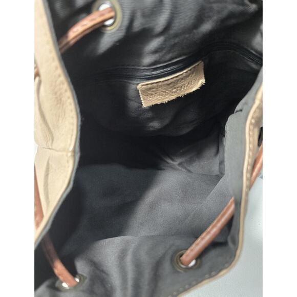 Taupe/Brown Leather Backpack Purse Vintage Made in Italy - Picture 8 of 10